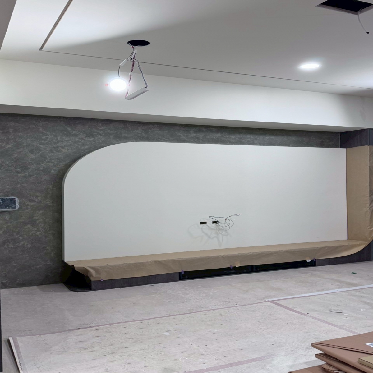 Rust Style Light 繡化藝術